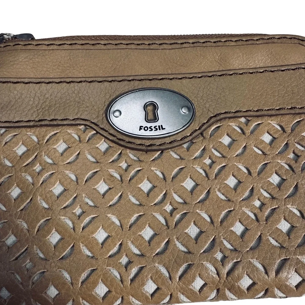 Fossil Tan Genuine Leather Laser Cut Zip Around Wristlet Wallet Clutch Organizer